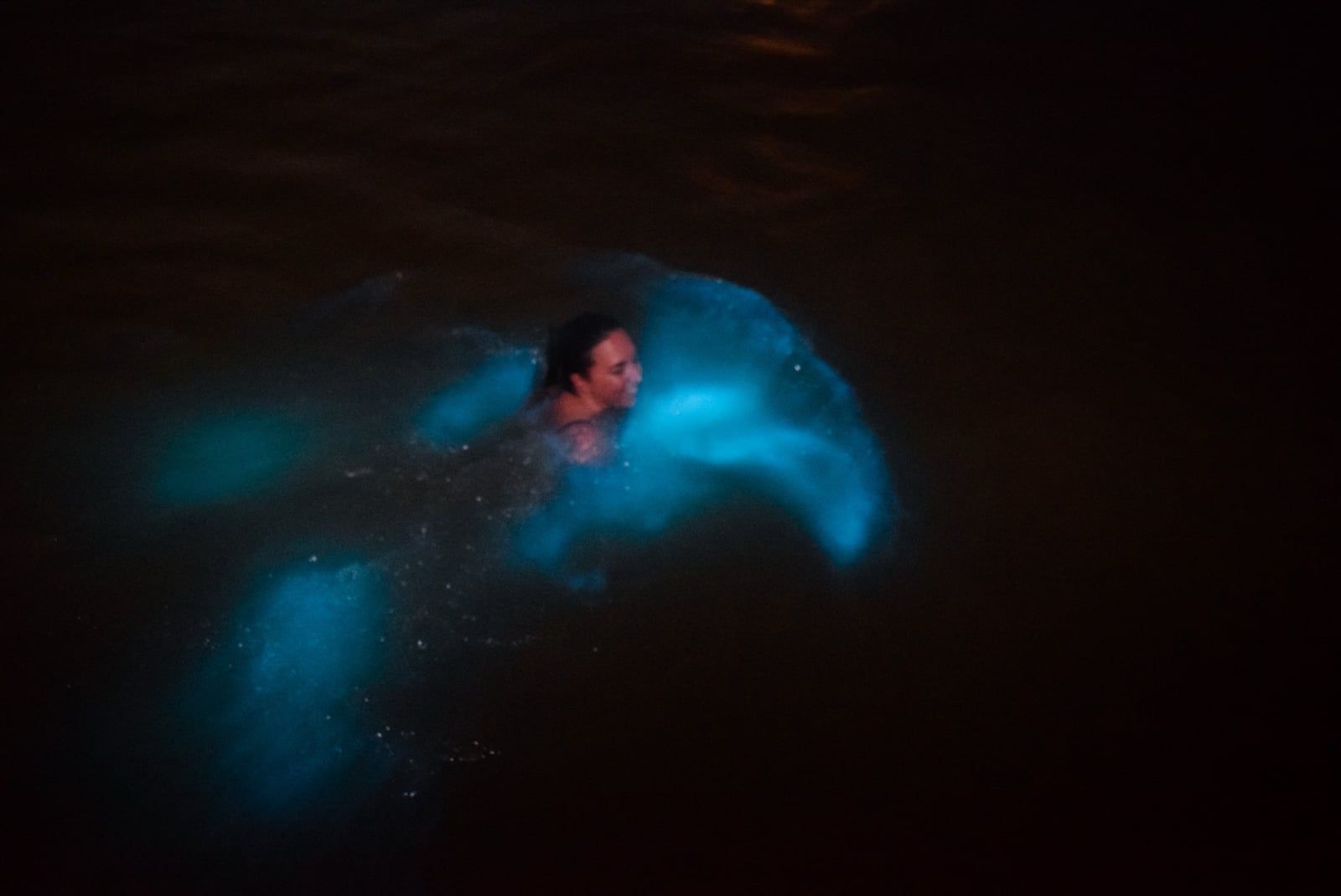 Photo d'un visiteur de la visite de Baie bioluminescente